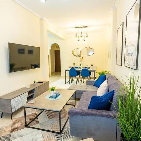 Niovi, Stylish Apartment Near The Waterfront テッサロニキ エクステリア 写真