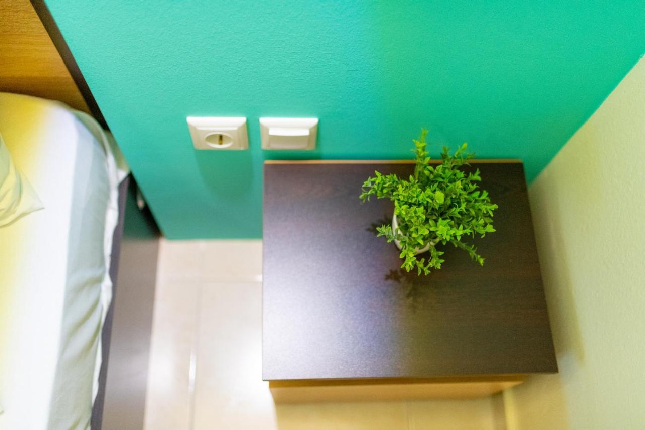 Niovi, Stylish Apartment Near The Waterfront テッサロニキ エクステリア 写真