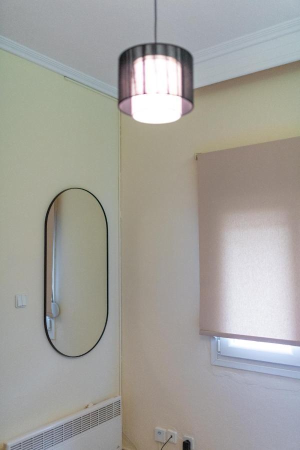 Niovi, Stylish Apartment Near The Waterfront テッサロニキ エクステリア 写真